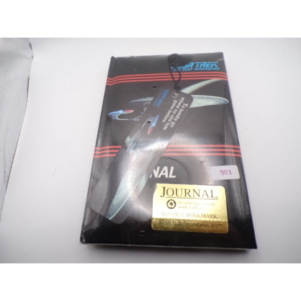 Star Trek The Next Generation Official Starship Enterprise D‎ Journal Notebook